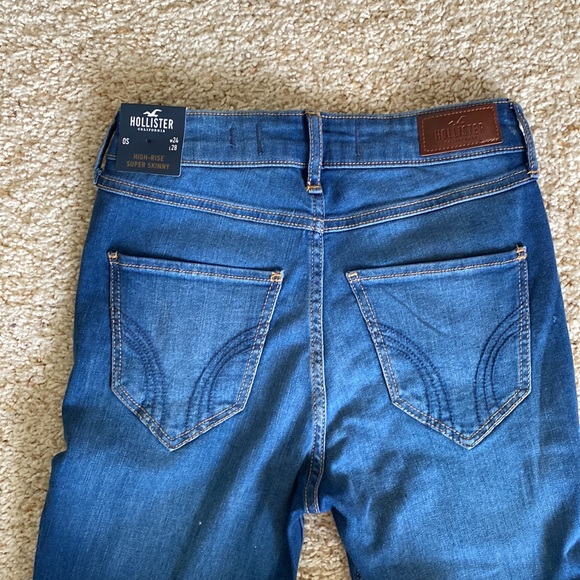 Hollister High Rise Super Skinny Jean - Picture 5 of 5
